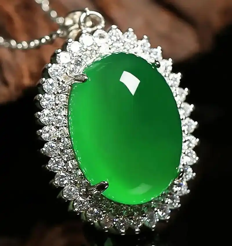 点击头像看直播# #翡翠珠宝#翡翠珠宝的魅力在于其多彩的颜色.