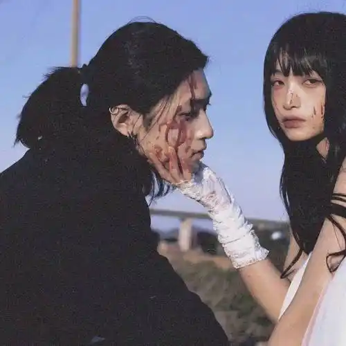 120张高能情侣头像超甜超污单身慎点