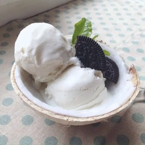 leti有刘海做的椰子冰淇淋