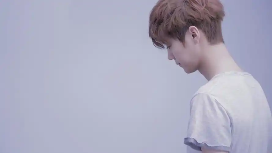 鹿晗精致侧颜照,高清图片,电脑桌面-壁纸族