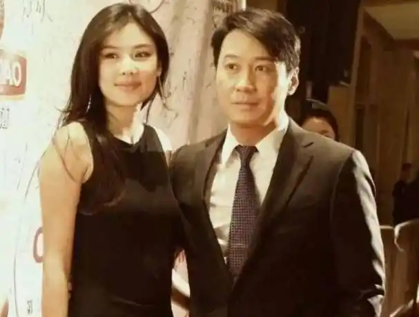 黎明的前妻是乐基儿,她也是黎明爱过的一个女人,身高173cm的乐基儿是