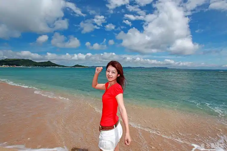 美女_海滩_享受_阳光_高清图片_全景视觉