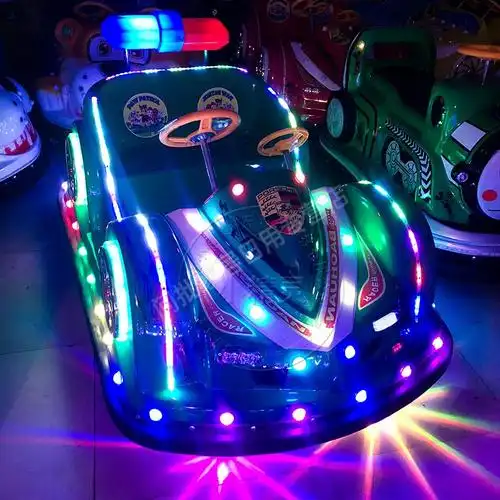 夜市摆摊儿童电动车新款广场保时捷儿童电动碰碰车双人亲子发光夜市