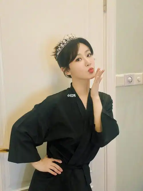 杨紫好漂亮啊不愧是我偶像