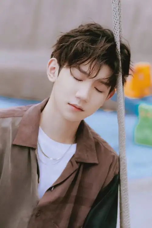 博客天下王源封面##王源博客天下十月刊封面