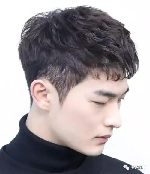 原创男生发际线高又是m字形剪什么发型好