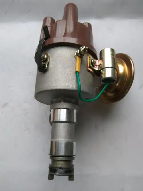 汽车分电器及其零配件