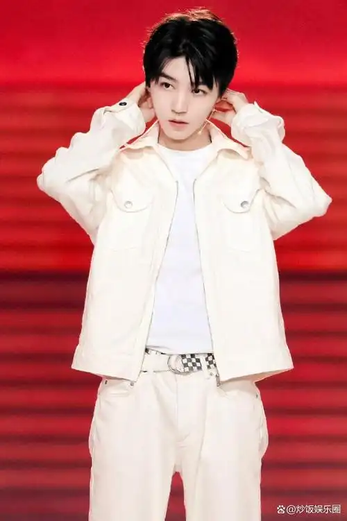 王俊凯工作室发文为王俊凯庆生