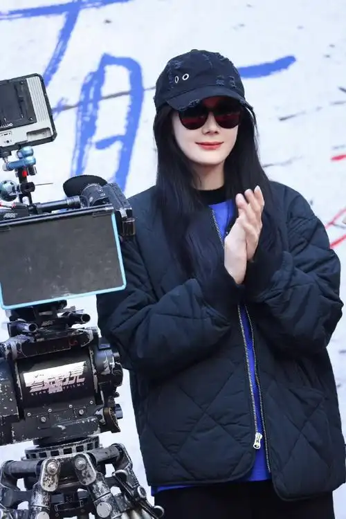 迪丽热巴仅有一名助理