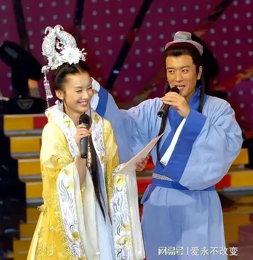 一年两亿的零花钱,她的故事远比你想得精彩|颖儿|杨子|陶虹|黄圣依