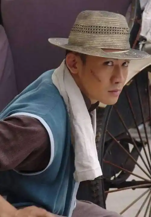 聂远剧照新浪娱乐讯 由聂远主演的三十八集电视连续剧《红幡》近日