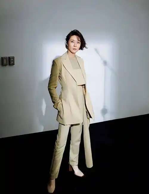 柯蓝演正派人士,女强人,为何就是让人觉得很上头,很正点?