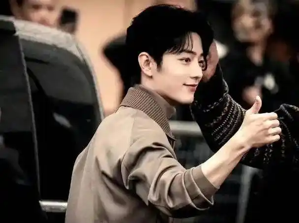 古力娜扎的胸,曾黎的臀和胯,刘涛的大长腿,女星的性感,终于不藏了