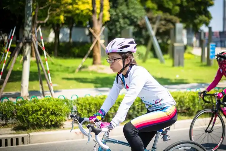 厉害了!骑车的妹子们 specialized女士骑行系列活动图集 - 美骑网|bik