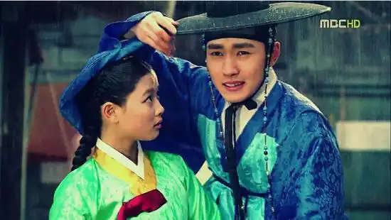 p>阳明,《 a href="#" data-lemmaid="549651">拥抱太阳的月亮 /a>》