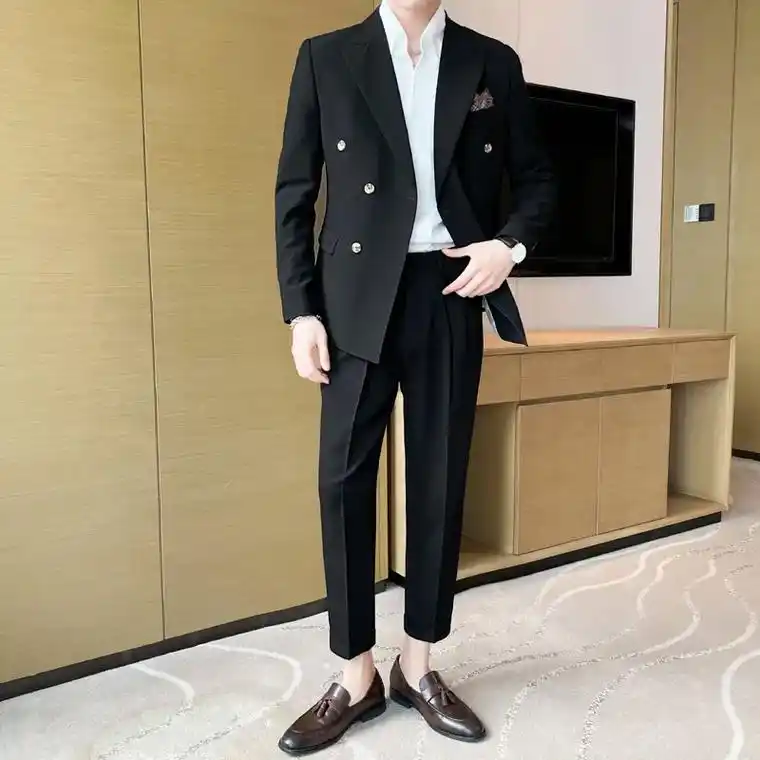 痞帅男士双排扣西服套装推荐.