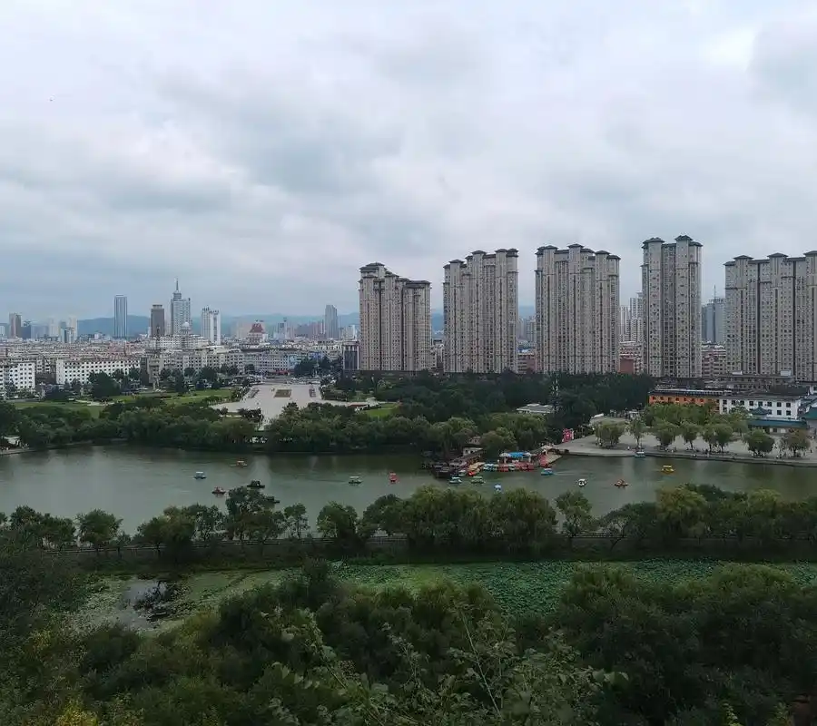 吉林市的北山公园,8年后再次重游.历史的厚 - 抖音