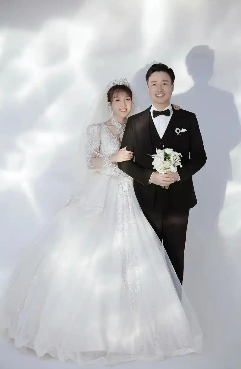 婚纱照片图片大全.#晒一晒我的婚纱照 #始于初见止于终老 # - 抖音