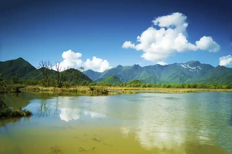 蓝天白云大九湖—大九湖之三