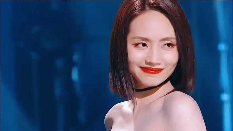 王赫野和刘惜君大风吹真的好听复古浪潮搭配回到了90年代