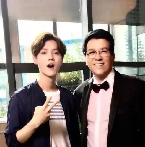 鹿兆许关晓丹鹿兆许资料