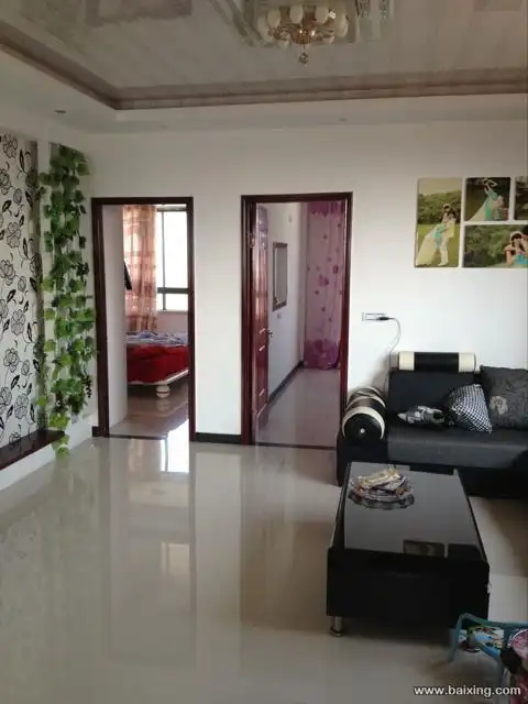 三室一厅二卫 精装修,急售24万