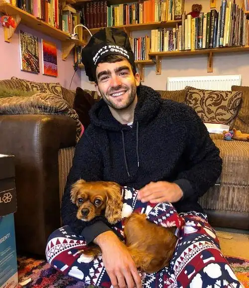 澳大利亚新人男模niall kirkland,这就是传说中的忠犬脸吧!