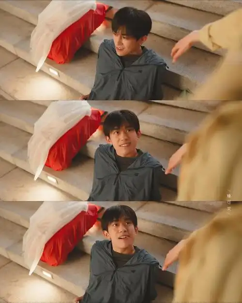 易烊千玺送你一朵小红花韦一航