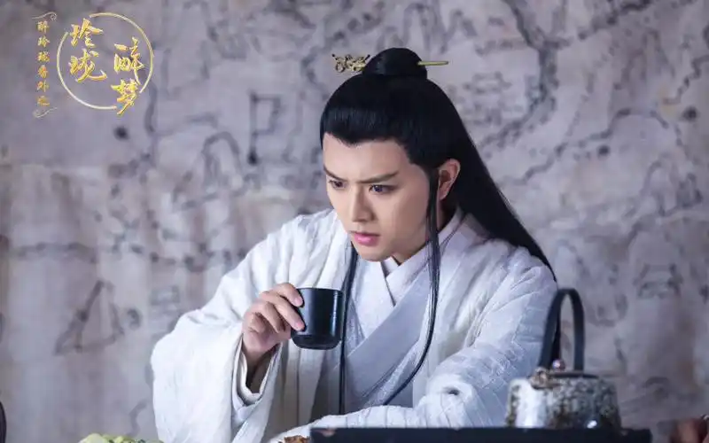 《醉玲珑番外之玲珑醉梦》人物剧照桌面壁纸