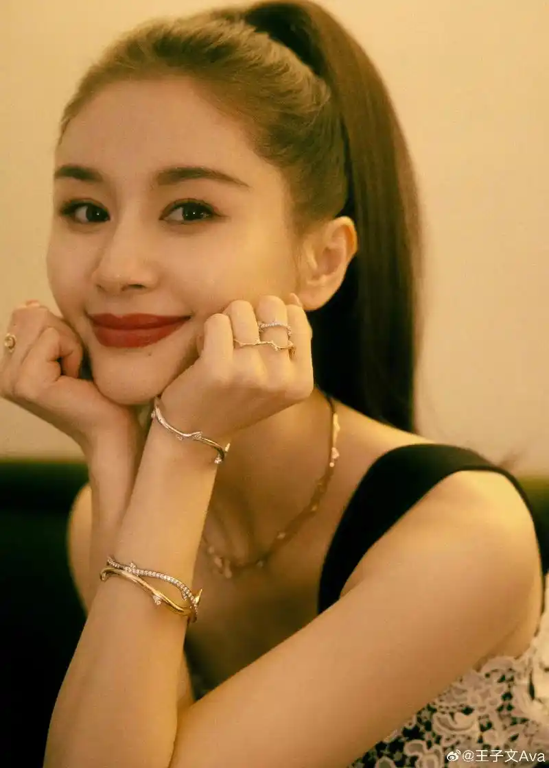 王子文 #美出高级感 #又美又飒 你真的很美～ - 抖音