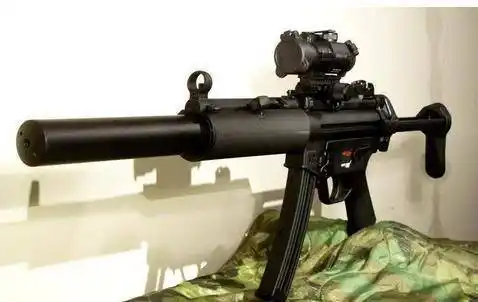 世界十大冲锋枪:之德国mp5冲锋枪"经典从未被超越"