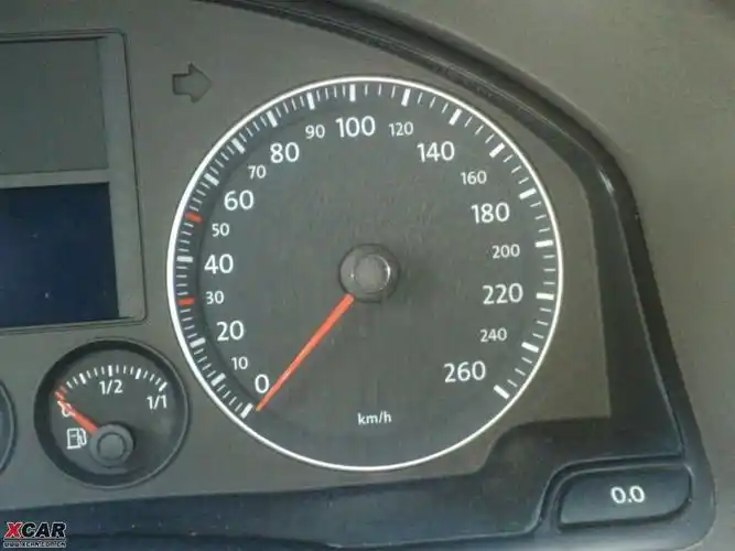 23:38  1楼 大众速度表上30 ,50 上的红杠是代表什么意思,好多车