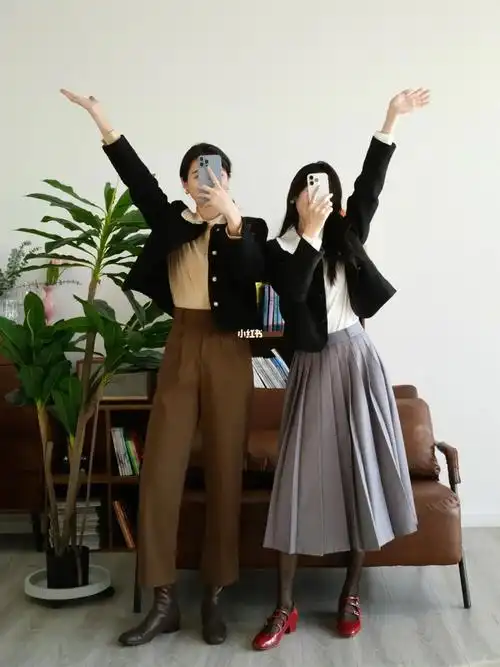 158和166身高差闺蜜穿搭普通女孩穿小香风