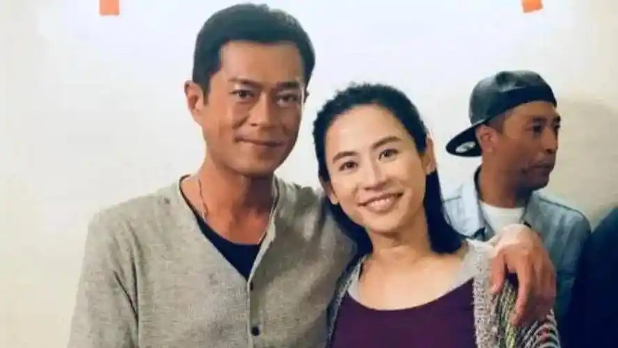 古天乐辟谣:与宣萱结婚生子只是无稽之谈:称对方像家人一样_的传闻