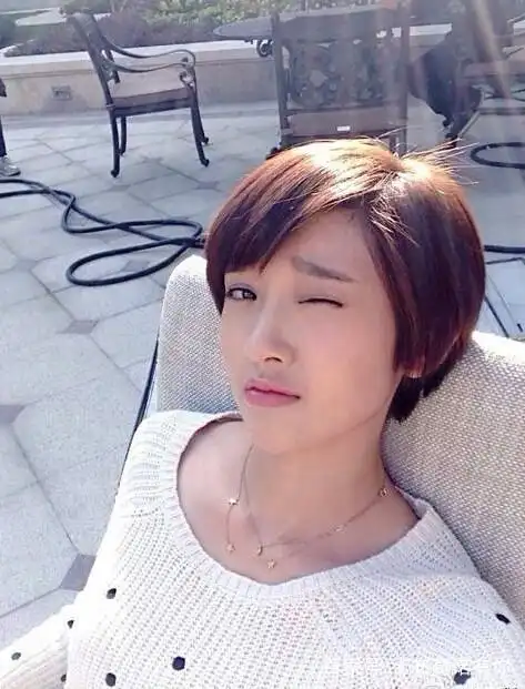 大饱眼福!唐艺昕早期出席活动帅气亮相,昔日小清新秒变御姐范!