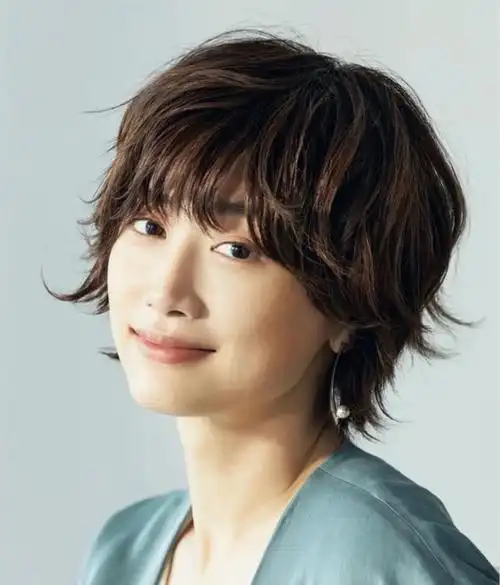 中年人短发发型男(短发发型中年)