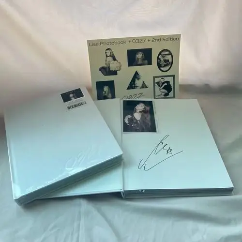 blackpinklisa签名0327写真集二版