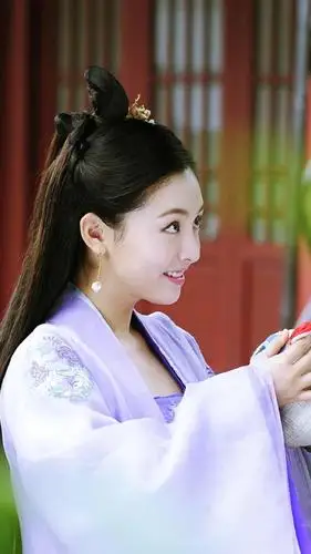 《盛唐幻夜》低调开播,吴倩造型惊艳男主也是很帅