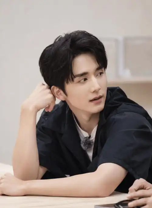 张新成经纪人丨从校园偶像到实力演员