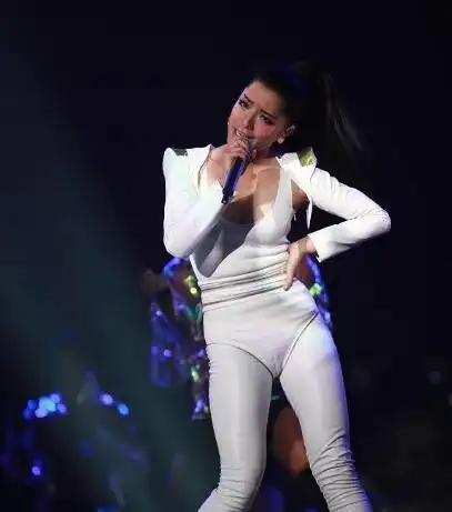 【图】江映蓉热舞图片流出 助阵型男模特大赛