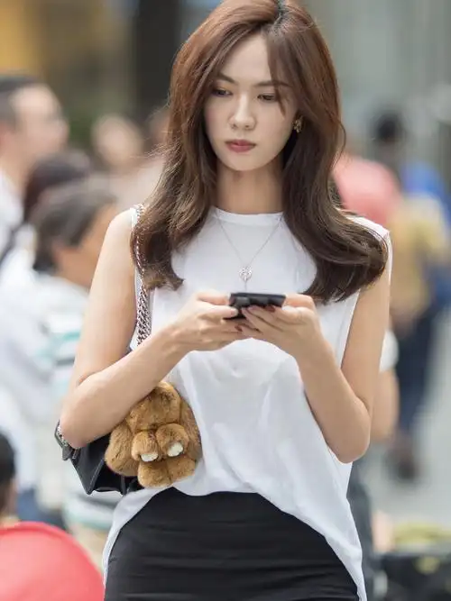 少年不入川——成都太古里街拍 - 4/3-m 4/3论坛