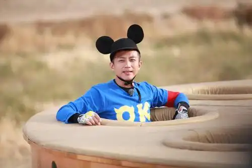 盘点"跑男"必杀技 陈赫呼唤晨哥angelababy长腿绕颈