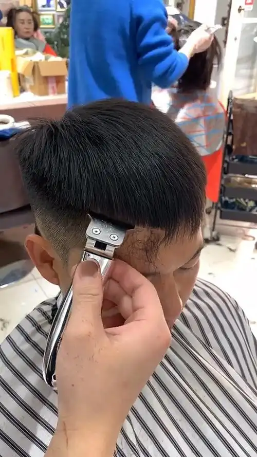 我怎么这么好看#渐变瓜子头,精致的轮廓才是重点.