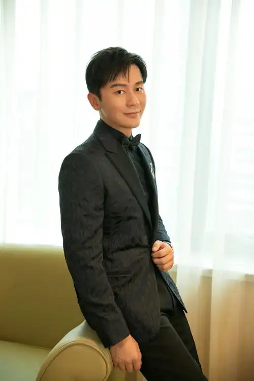 李晨超话#微博电影之夜#@李晨电影之夜,不断突破,坚持梦想,电影之梦不