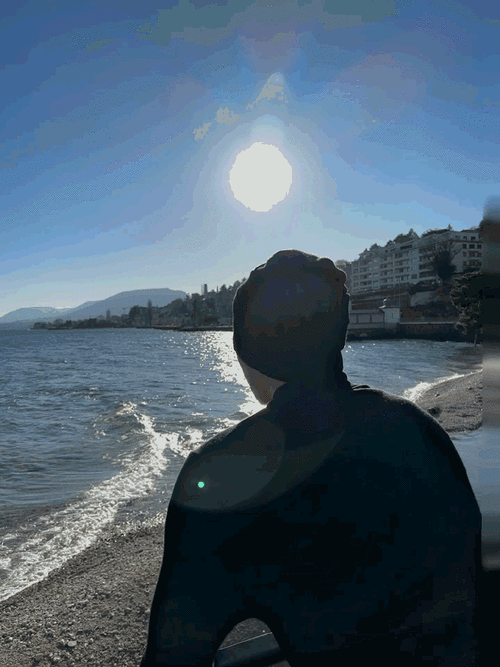 蔡徐坤分享海边游玩live##蔡徐坤海边随拍