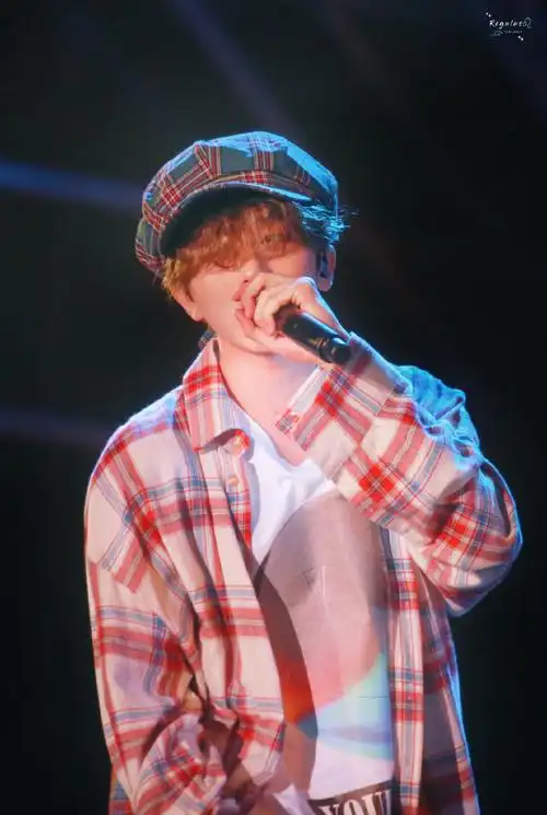 蔡徐坤##蔡徐坤新歌afterglow