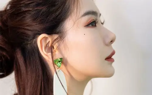 美女明星戚薇电脑桌面壁纸