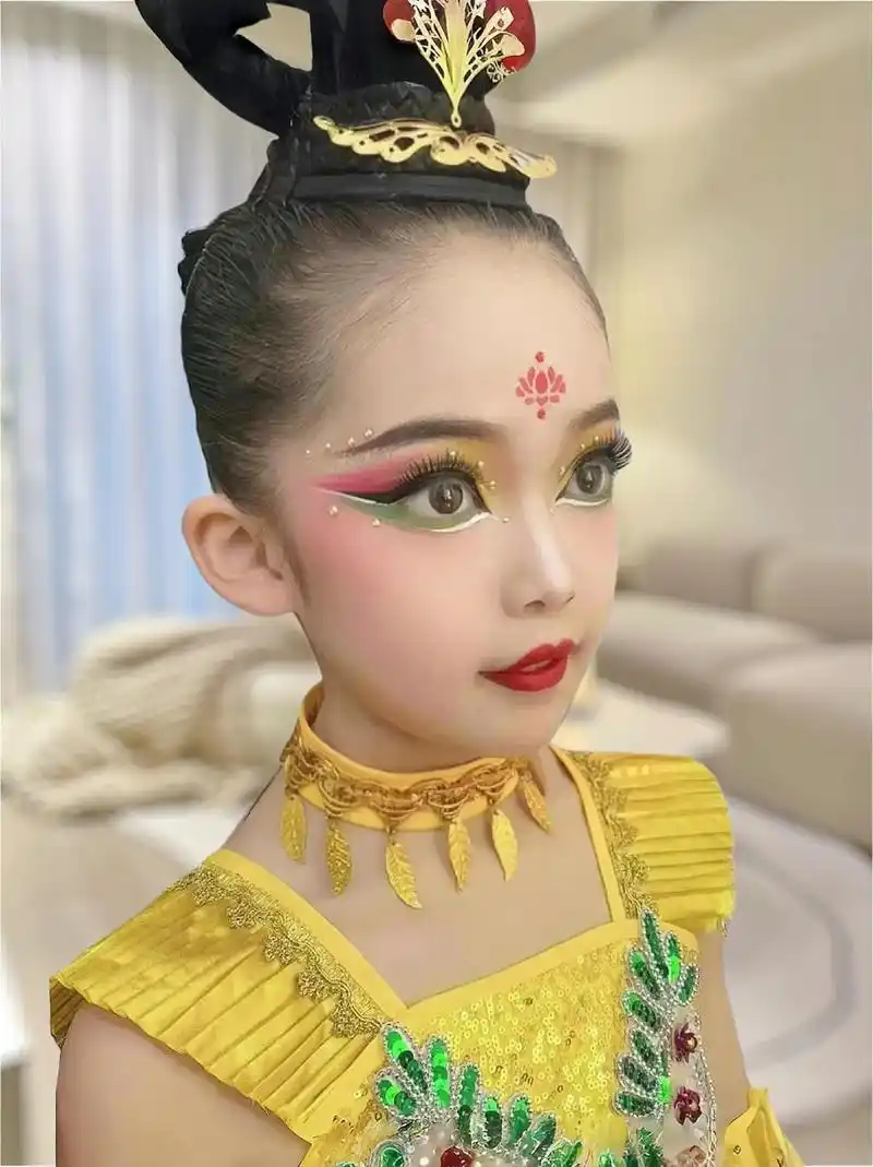 六一儿童节舞台妆合集