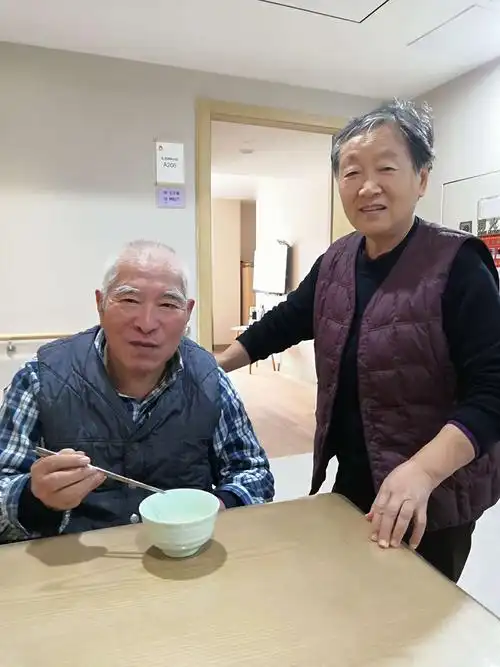 养老院里的老人们