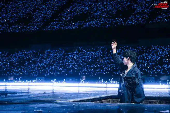 张杰未live开往1982巡回演唱会